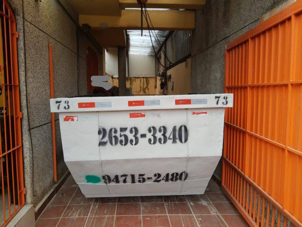 Caçamba Branca na Vila Carrão