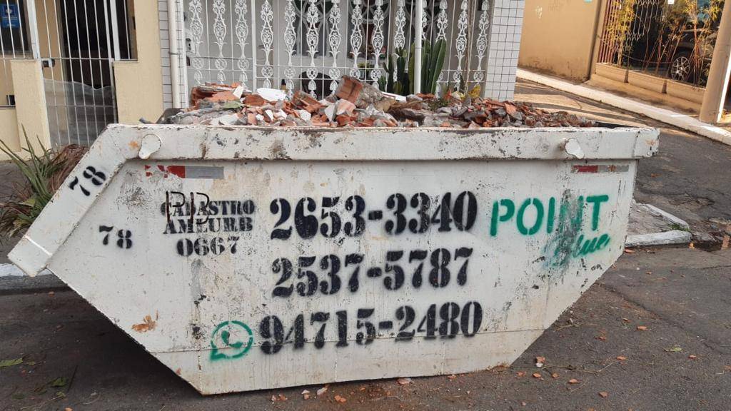 Caçamba de Entulho da Point Blue na Zona Leste